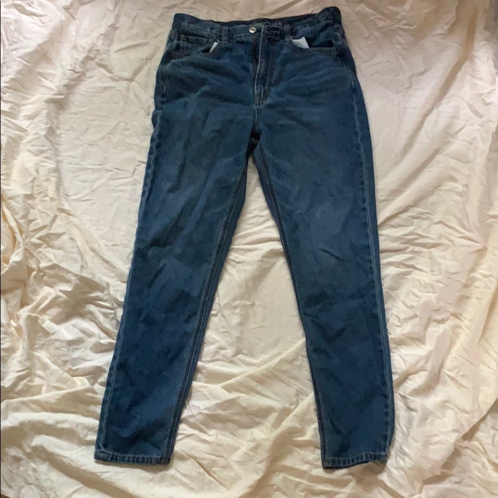 American Eagle Mom Jean